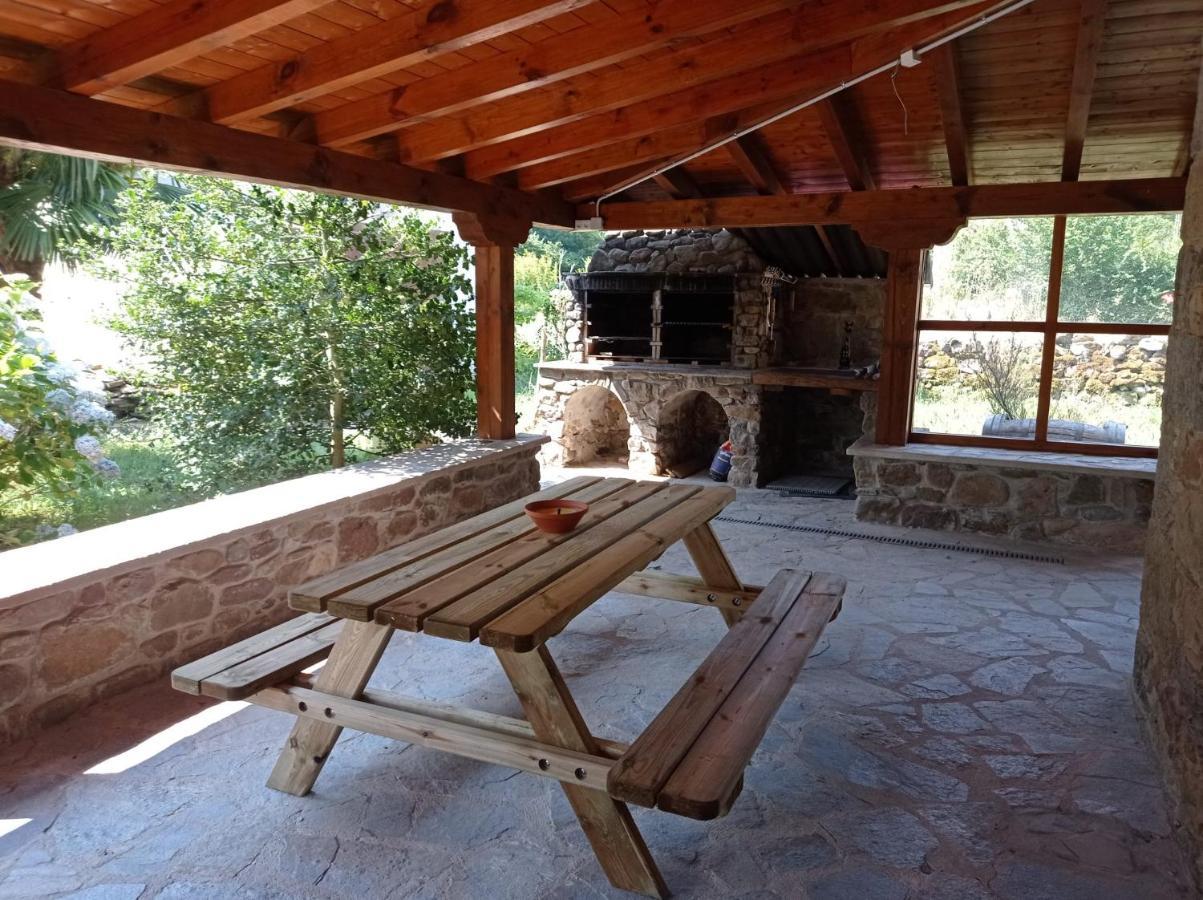 Amplia Y Comoda Casa De Piedra Con Porche Y Jardin San Roque de Riomiera Bagian luar foto
