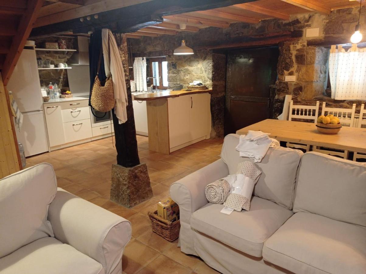 Amplia Y Comoda Casa De Piedra Con Porche Y Jardin San Roque de Riomiera Bagian luar foto