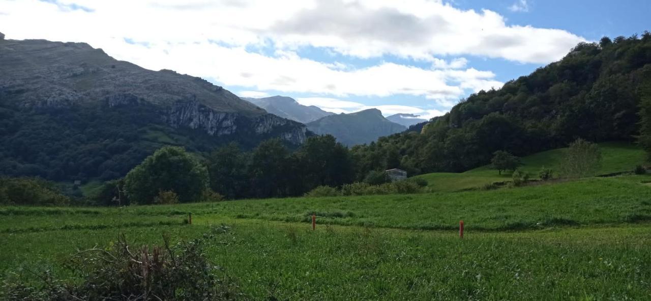 Amplia Y Comoda Casa De Piedra Con Porche Y Jardin San Roque de Riomiera Bagian luar foto